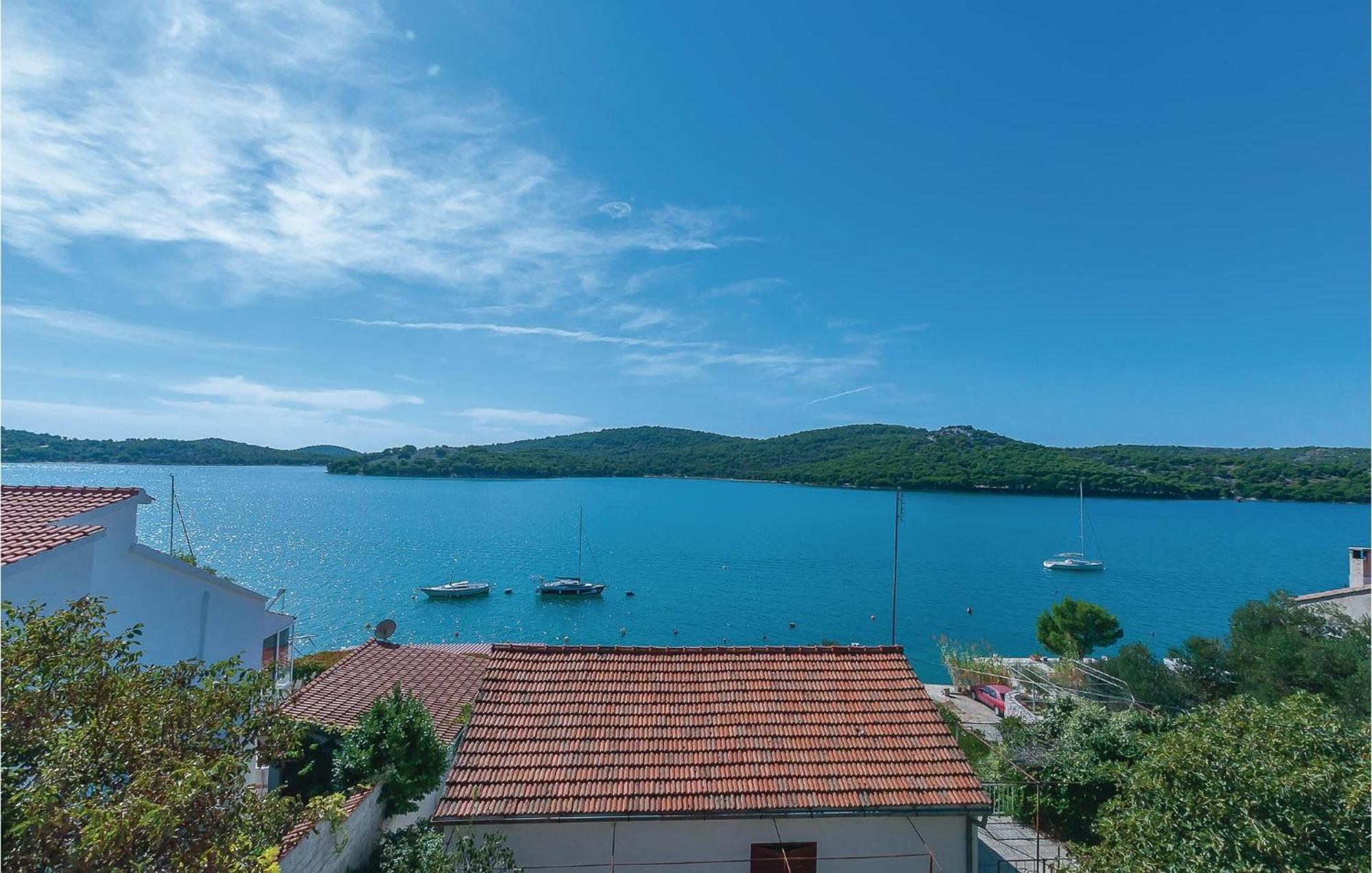 Gorgeous Apartment In Tisno With Kitchen Exterior photo